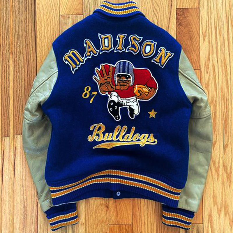 High Quality Varsity Jacket Winter Custom Logo Embroidery Design Men's Varsity Baseball Jacket Closure OEM Bomber Jacket